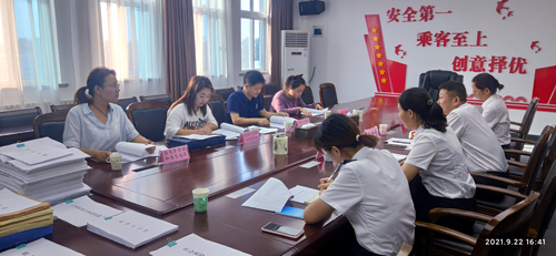 再獲殊榮！集團榮獲“洛陽(yáng)市模范勞動(dòng)關(guān)系和諧企業(yè)”稱(chēng)號